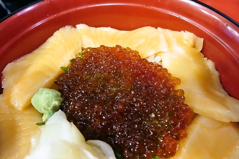 相模原市淵野辺駅『鮨処 すし亭』いくらとサーモンの親子丼8