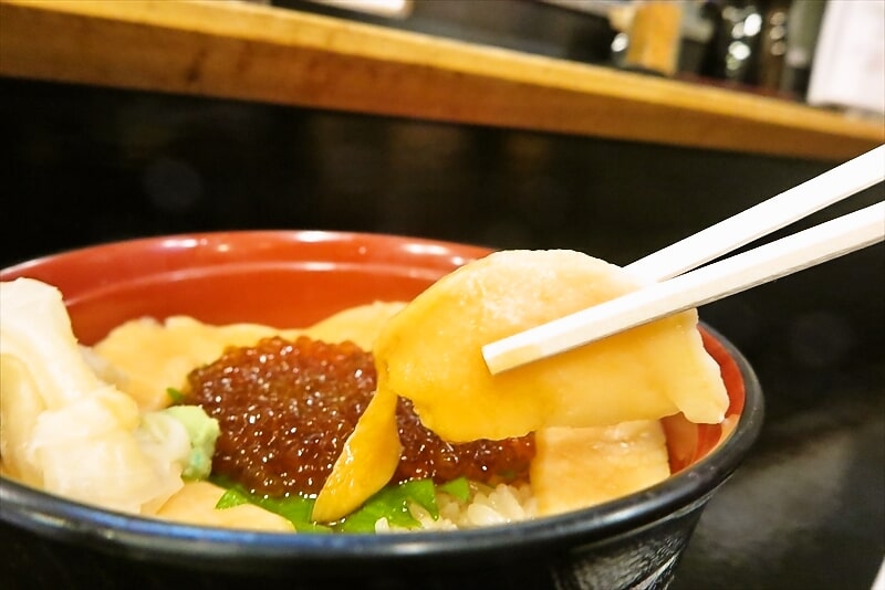 相模原市淵野辺駅『鮨処 すし亭』いくらとサーモンの親子丼9