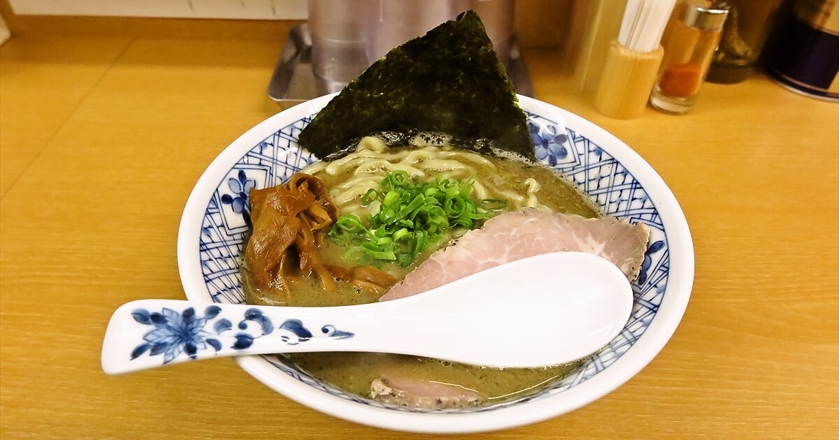 町田市町田駅『煮干中華そば すず松』ラーメンサムネイル