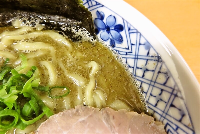 町田市町田駅『煮干中華そば すず松』ラーメン7