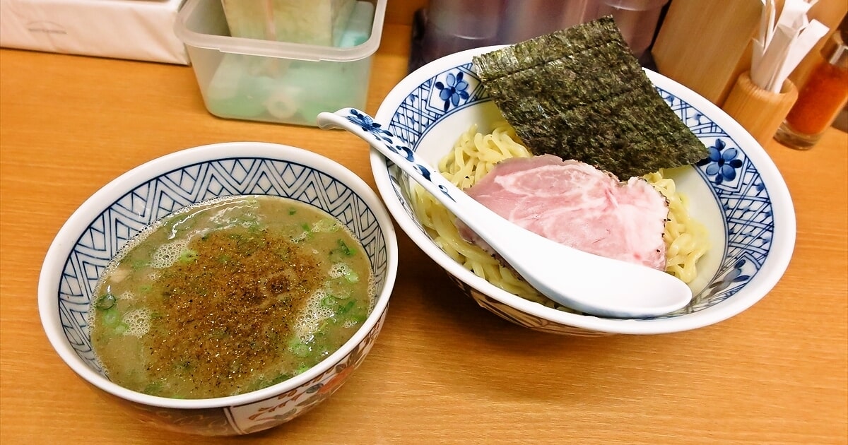 町田駅『煮干中華そば すず松』つけ麺サムネイル