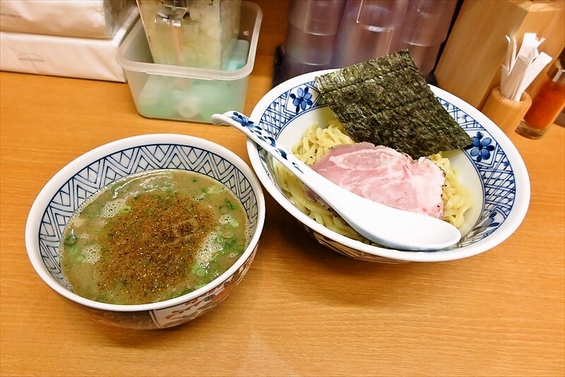 町田駅『煮干中華そば すず松』つけ麺1