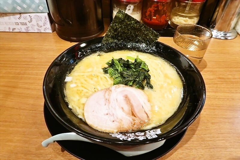 『横浜家系ラーメン 町田商店 山際店』塩ラーメン大盛り2