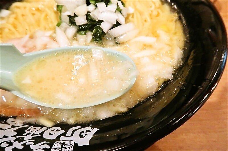 『横浜家系ラーメン 町田商店 山際店』塩ラーメン大盛り10