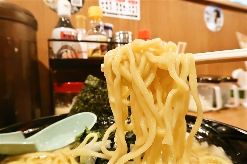 『横浜家系ラーメン 町田商店 山際店』塩ラーメン大盛り9