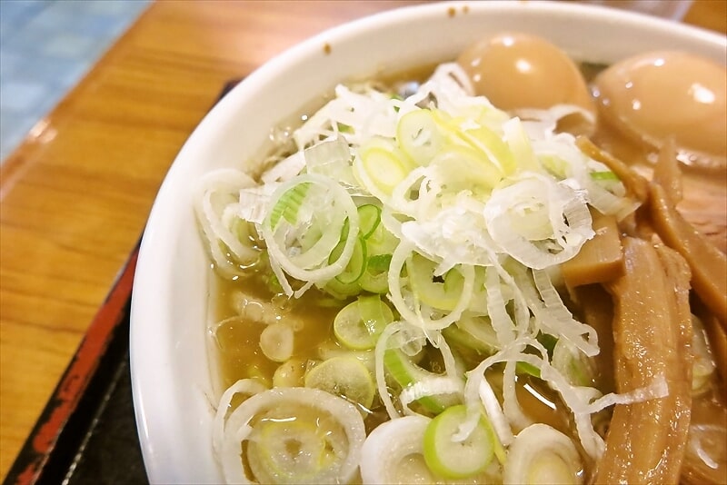 相模原市『淵野辺 大勝軒』ラーメン大盛り味玉2個4