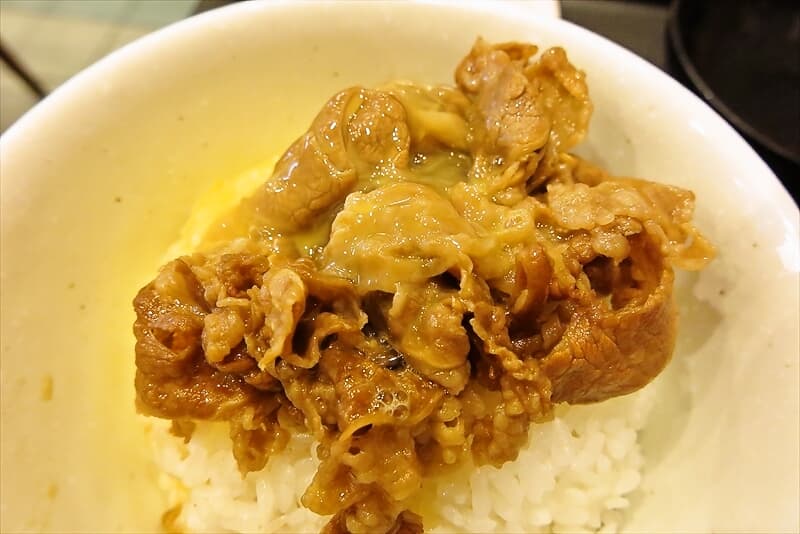 モーニング『松屋』Wで選べる玉子かけごはん生卵（ミニ牛皿）9