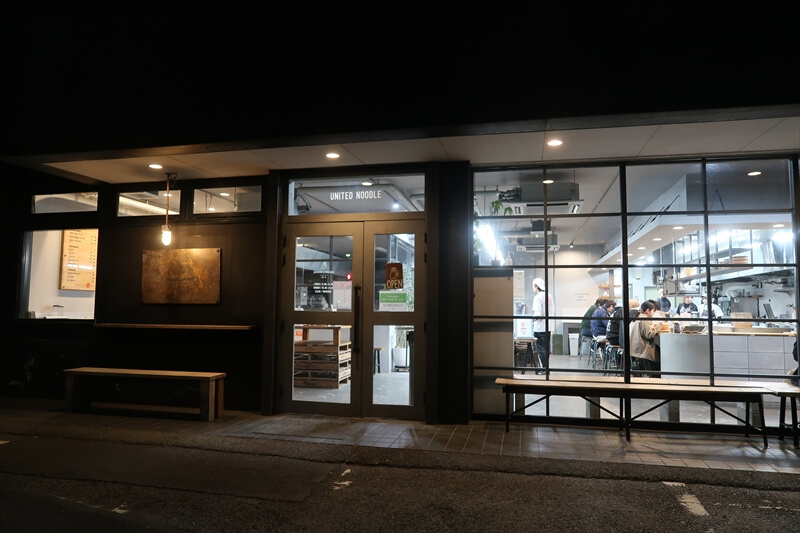 『YOKOKURA STOREHOUSE（ヨコスト）』外観写真