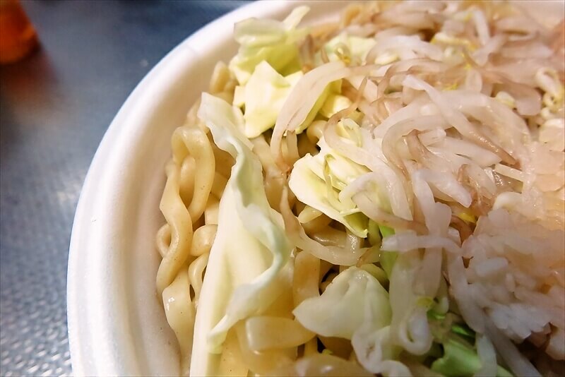 2026年『ファミリーマート』ラーメン荘 歴史を刻め 監修 豚ラーメン11