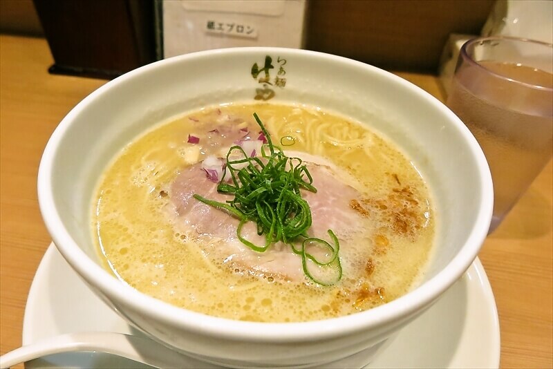 『らぁ麺はやし田 町田店』鶏白湯ラーメン2