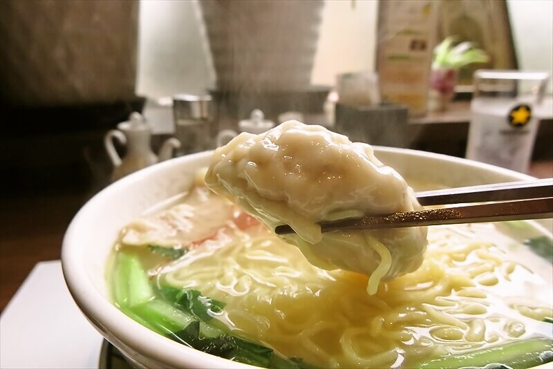 相模原市『中国料理 御食事処 道』肉爆ジャンボ餃子塩ラーメン12
