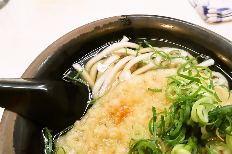 2026年 大阪市難波『なんばうどん』天ぷらうどん2