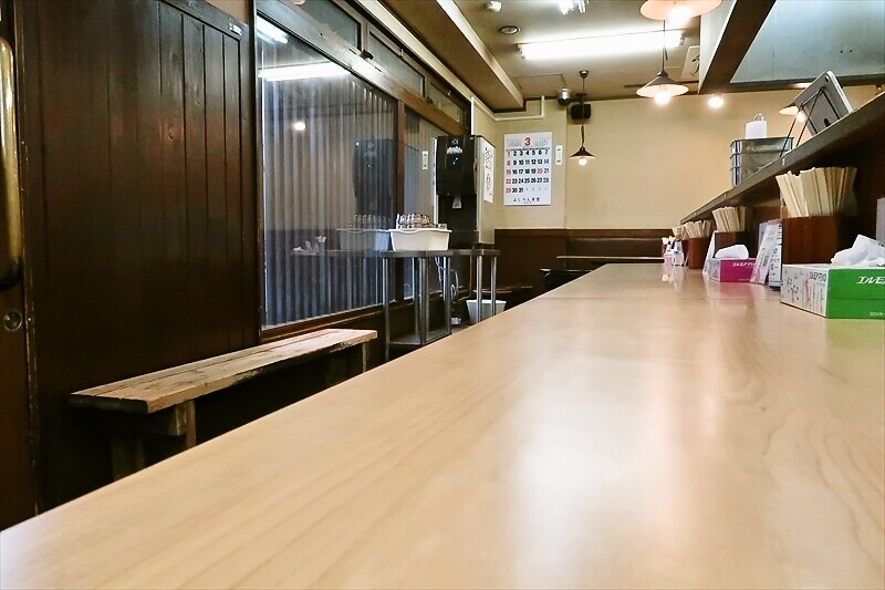 相模原市『よしりん食堂』店内写真