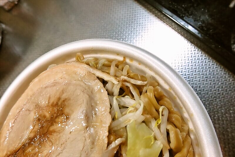 創業祭『セブンイレブン』50%以上感謝盛り 中華蕎麦とみ田監修デカ豚ラーメン アブラ増し15
