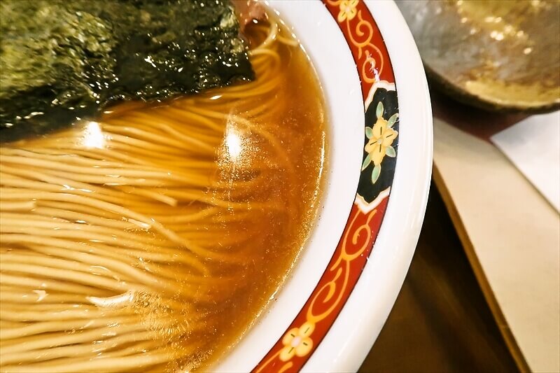 『中華そば 麺や食堂 厚木本店』醤油ラーメン餃子セット7