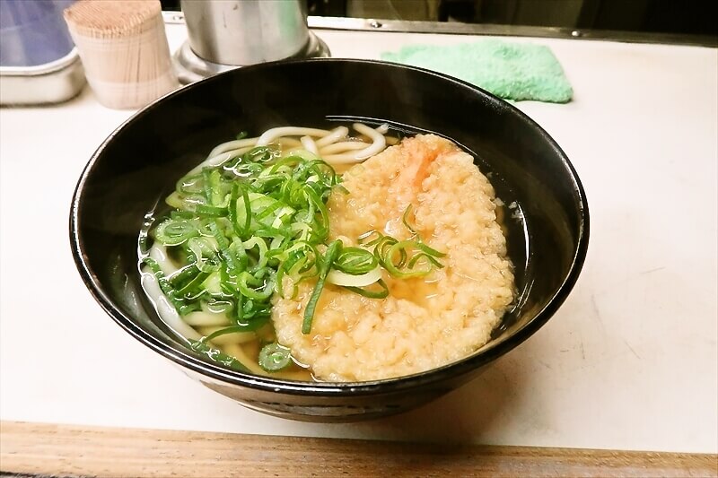 大阪市難波『うどん そば 天政』天ぷらうどん1