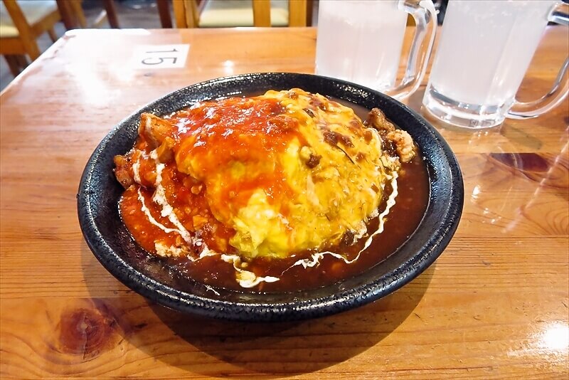 八王子駅『オムライス PiaPia（ピアピア）』デミ＆鶏トマトオムライス1