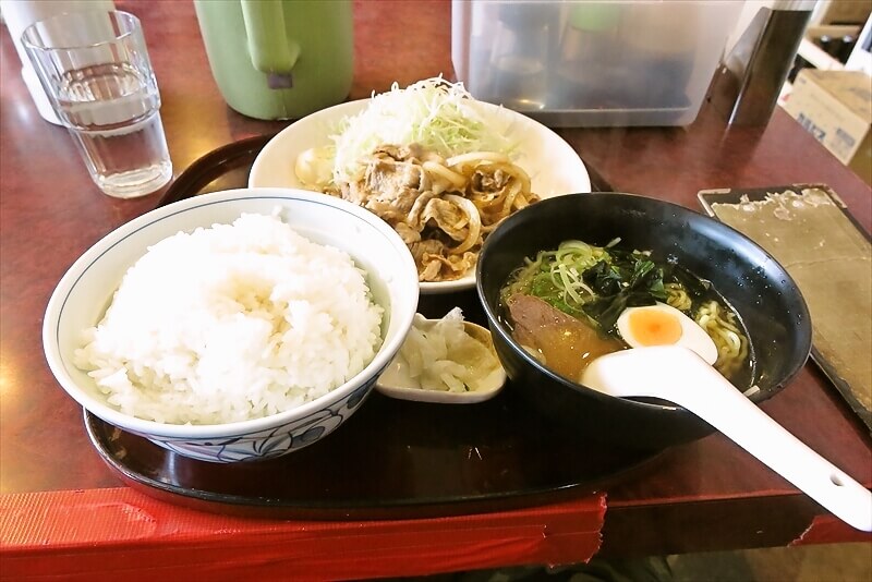 相模原市『味の彩門』ガッツリ定食（ラーメン、大ライス、生姜焼き）1