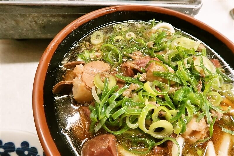 大阪市西成区『ホルモン鍋 たつ屋』ホルモンうどん4