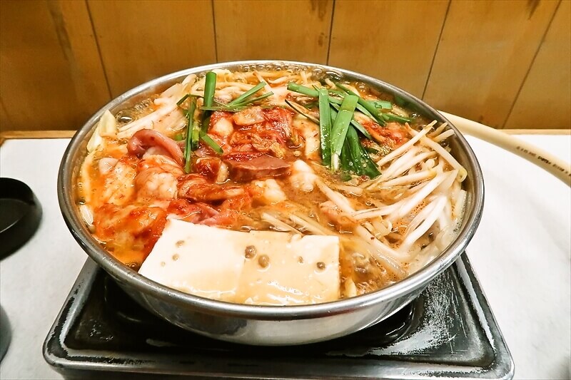 大阪市西成区『ホルモン鍋 たつ屋』ホルモン鍋5
