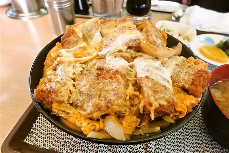 厚木市『定食家 そば八』ビックかつ丼6