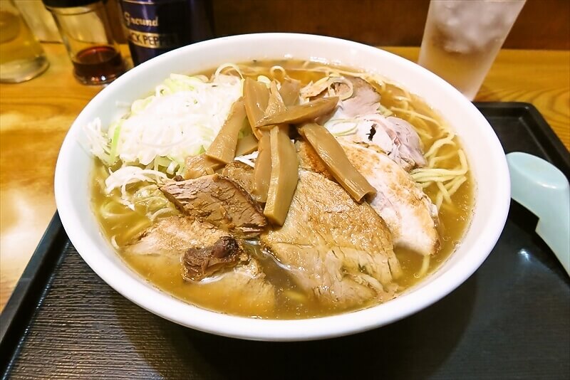 相模原市『淵野辺 大勝軒』ラーメン2