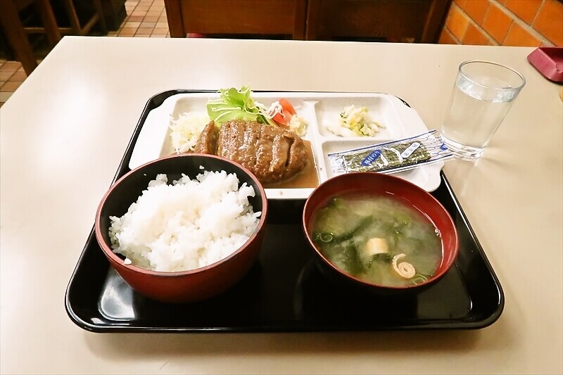 大阪市西成区山王『和洋食 日松亭』日替わりミンチカツ定食1