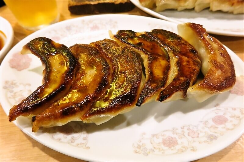 横浜市横浜駅『中華一 龍王（りゅうおう）』焼き餃子2人前＆ビール2