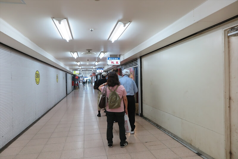 横浜市横浜駅『中華一 龍王（りゅうおう）』行列