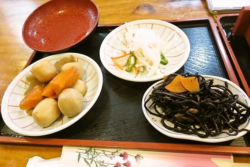 相模原市淵野辺『櫻屋そば店』ランチメニュー蕎麦&豚丼セット3