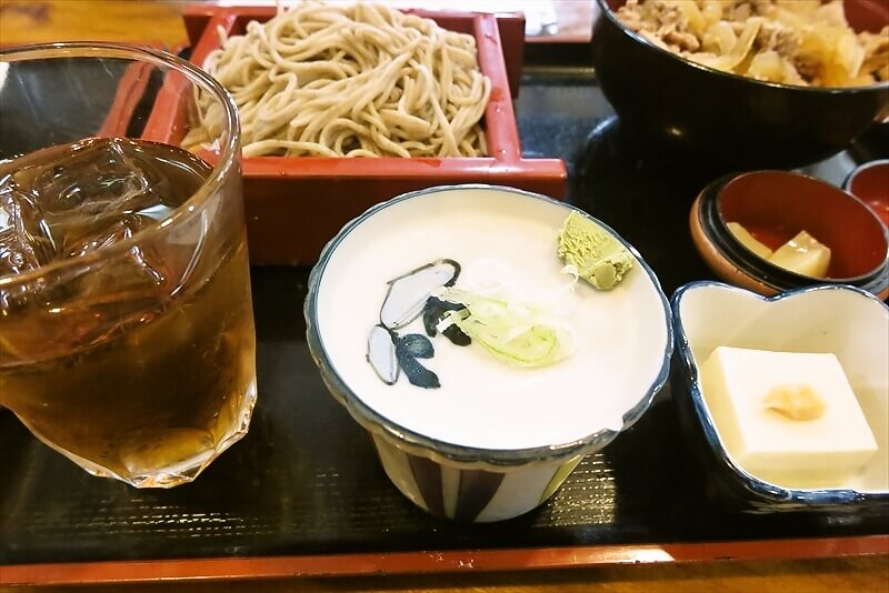 相模原市淵野辺『櫻屋そば店』ランチメニュー蕎麦&豚丼セット9