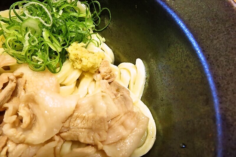 『もっちりうどん源次郎』霧島黒豚の肉讃岐うどん特盛り5