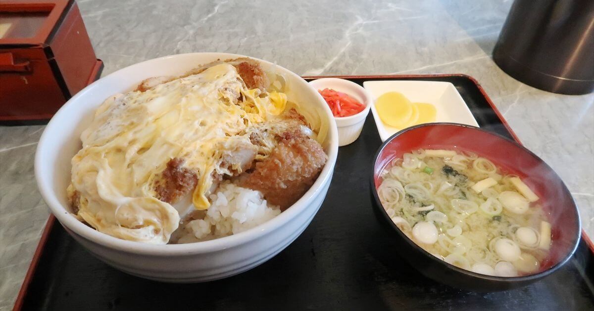 山形県東根市『cafe 元希（もとき）』カツ丼大盛りサムネイル
