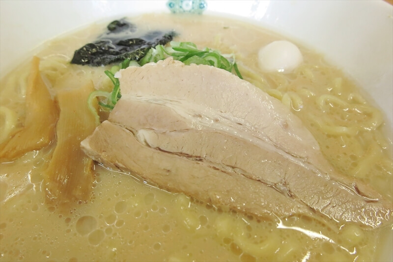 『日高屋』濃厚豚骨醤油ラーメン＋半炒飯10