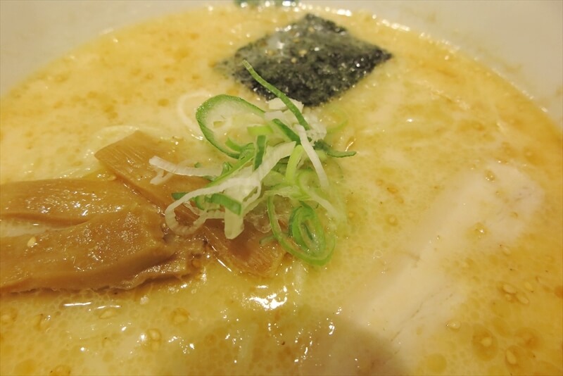 『日高屋 町田パークアベニュー店』豚骨ラーメン5