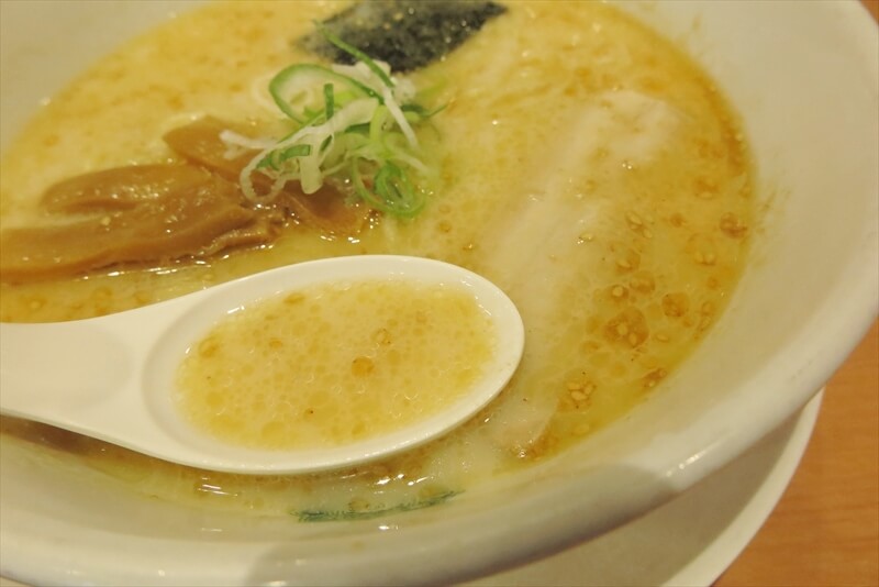 『日高屋 町田パークアベニュー店』豚骨ラーメン8
