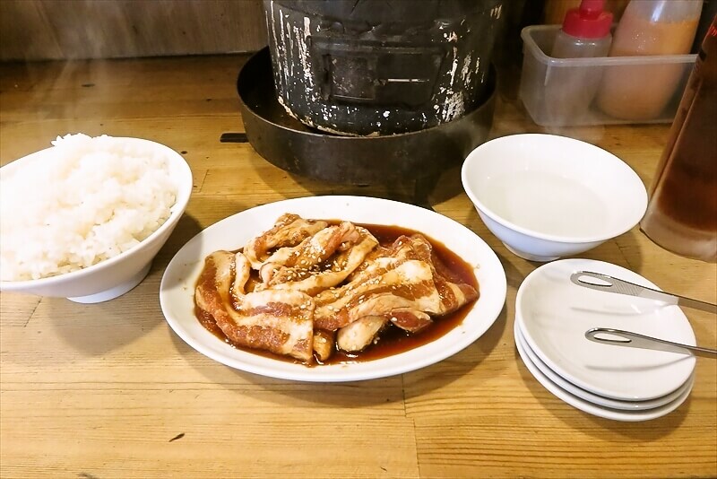 淵野辺駅『焼肉ホルモン いくどん元気屋 淵野辺店』生姜焼きセット6