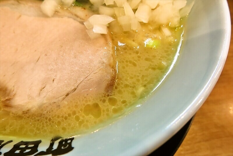 『横浜家系ラーメン 町田商店 山際店』醤油ラーメン8