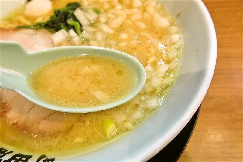 『横浜家系ラーメン 町田商店 山際店』醤油ラーメン9